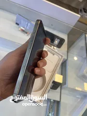  3 Iphone 15 pro max  بحالة الوكالة