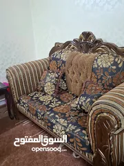  8 طقم كنب تفصيل للبيع 11 مقعد  نوع الخشب  زان تفصيل مع سجادة 5×4 وبرداية واسكملات عدد 3