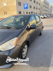  4 بريوس c 2013