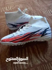  2 بوط كرة قدم