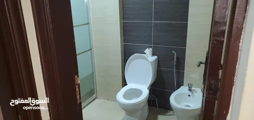  6 شقة للبيع فقط