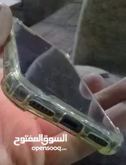  2 ايفون 8 للبيع وكاله الجهاز مش مغير فيه اشي