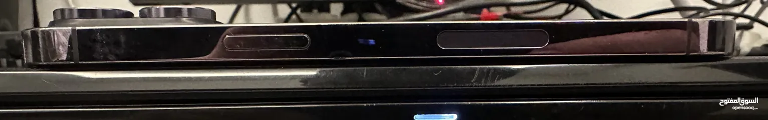  4 iPhone 14 pro max esim