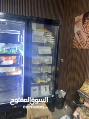  4 ثلاجات عرض شبه جديده
