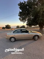  4 هونداي Xd افانتي موديل 2000 للبيع