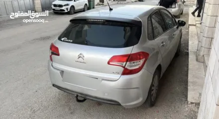  2 سياره بتمشي ابلاش قطارة وصفر خربات قير عادي مش اتوماتك