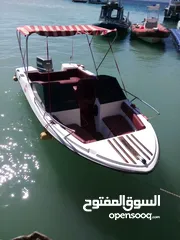  5 قارب سريع للبيع حموله 10 أشخاص برخصة محرك ياماها حصان 150