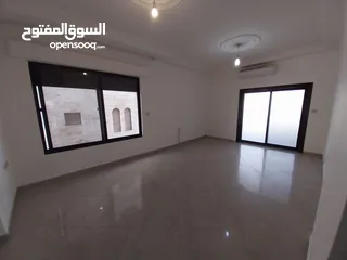  11 شقة غير مفروشة للإيجار ( Property 39614 ) سنوي فقط