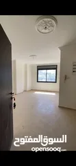 4 شقة قريبة من جامعة بير زيت 900 متر فقط عن الجامعة