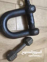  2 هوك حجم كبير وزن 30كيلو سعرو25دينار  والله يبارك لصاحب النصيب
