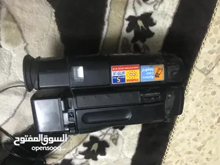  3 كاميرات عدد 4- SONY للبيع بسعر مغري