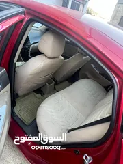  9 هونداي اكسنت 2013 اللون احمر ماتور 16 شاشه فحص 2 جيد  كوشوك جديد ودهان جديد واقتصادي وماتور وقير جيد