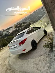  4 هيونداي اكسنت