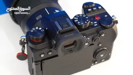  3 كاميرا فل فريم Lumix S5