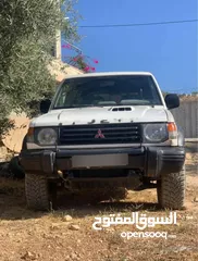  2 متسوبيشي باجيرو