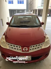  1 Nissan tiida 2010