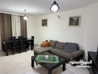  3 استديو للإيجار