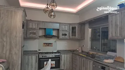  16 شاليه للايجار