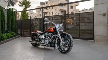  11 HARLEY DAVIDSON BREAKOUT CVO