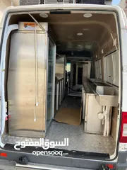  15 باص مرسيدس مفصل مطعم للبيع