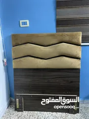  3 غرفة نوم شبابية للبيع مستعملة بحالة الجديد.