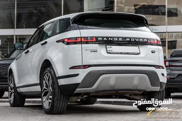  11 Range Rover Evoque 2020 P250 Se  السيارة وارد و صيانة الشركة و قطعت مسافة 33,000 كم فقط