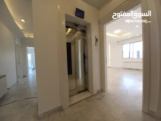  11 شقة غير مفروشة للإيجار في عبدون ( Property 38436 ) سنوي فقط