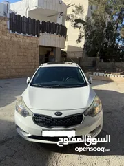  2 كيا سيراتو k3 ماتور 1600 نخب موديل 2014 مع فتحة سقف