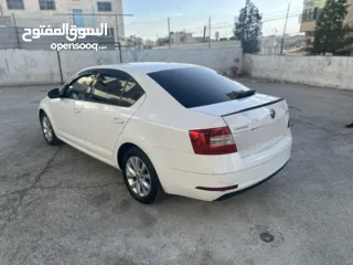 4 سكودا اوكتافيا 2019 ترخيص ل شهر 8 2026 ماشيه 333 الف كيلو  اصل عمومي  بدها جمرك