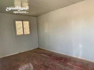  1 كرفان مساحه 5متر.... عرض3 شباك عدد2 السعر 550 شامل التوصيل داخل اربد