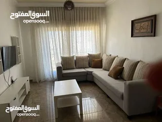  1 شقة للإيجار