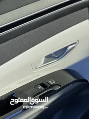  27 هونداي توسان هايبرد  بلاك ايديشن كامل الاضفات لون مميز  سنة الصنع 2022