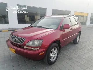  1 RX300 موديل 2000 بحاله جيده