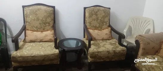  3 طقم كنب للبيع خشب زان ثقيل مع طقم طاولات زان ثقيل