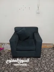  3 كنب لون جميل وكالة للبيع بسعر مغري