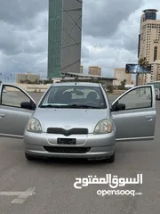  1 تيوتا يارس للبيع