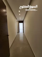  15 شقة طابقية فاخرة للبيع في عبدون ref : 14384