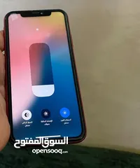  1 ايفون 11 مستعمل سنه الشاشه عليها خطين زغار