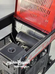  4 جرنيتر ثري فيس و سنجل فيس بترول 10 kW قوة 680 سيسي 2 سلندر مستخدم شبه جديد نظيف Petrol generator مول