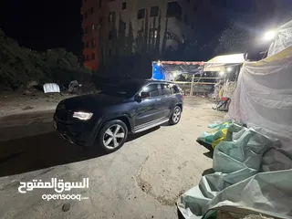  3 جراند شيروكي