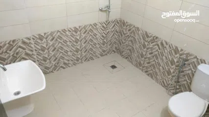  27 شقة مشطبة حديثا للبيع