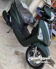  1 Yamaha D’elight 125