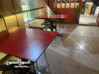  1 طاولات للبيع بسعر مغري