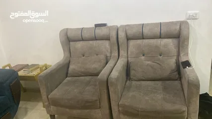  3 كنب للبيع حاله جيده