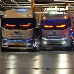  14 حول سيارتك لتحفة ضوئية تلفت الأنظار ليل ونهار  مرونتها عالية وشاشتها ناعمة ويمكن ثنيها وتشكيلها