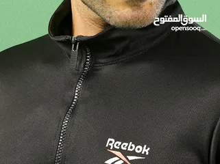  1 طقم رياضي تيشرت كم + بنطلون Reebok ( مخزن 55 ) طقم تيشرت رياضي Reebok بكم ومزود بسوستة مستوردة عالية