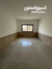  4 شقة مشطبة للبيع  شارع السكة