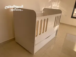  2 تخت بيبي للبيع
