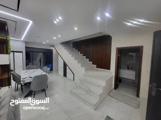  5 فيلا مستقلة فاخرة للبيع اريحا