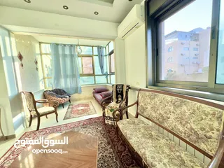  5 قرب مطعم لازورد
